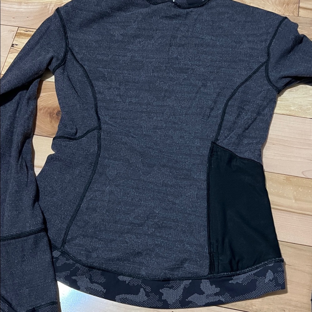lululemon athletica Black Camo Long Sleeve Top - Picture 10 of 13